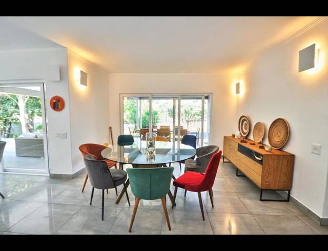 5 BEDROOM PROPERTY TO RENT IN BRYANSTON